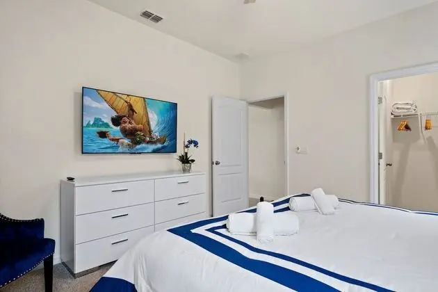 Solterra 7 Bedroom Home with Pool (2207)