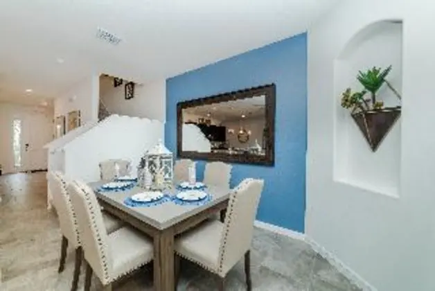 TOWNHOME
