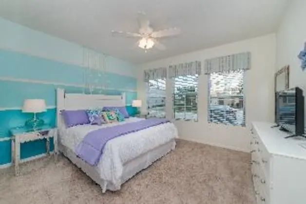TOWNHOME