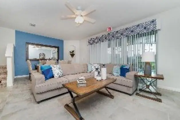 TOWNHOME