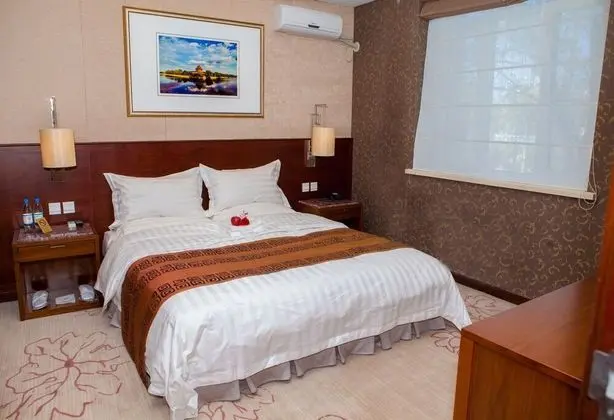 Comfort Tek Büyük Yataklı Oda, Avlu Manzaralı