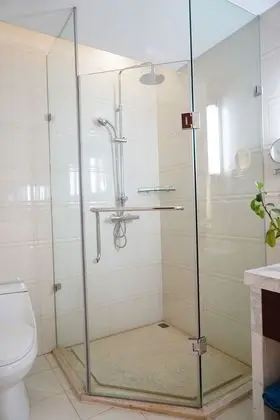 Comfort Tek Büyük Yataklı Oda, Avlu Manzaralı