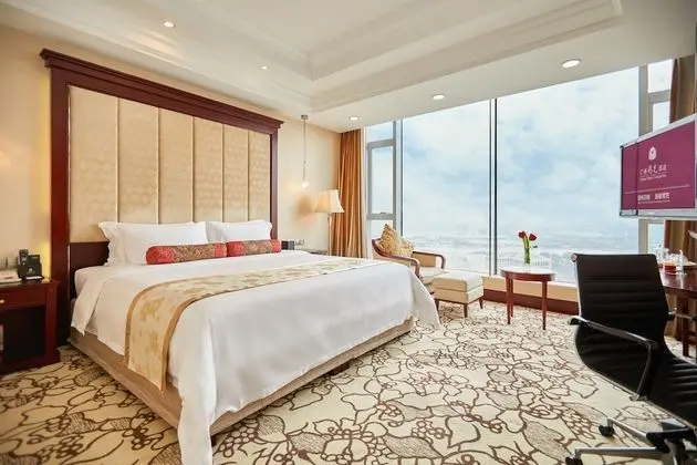 Superior Oda, Nehir Manzaralı (King Bed, Facebook/Twitter available)