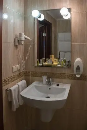 Standard Oda, 1 En Büyük (King) Boy Yatak, Dağ Manzaralı