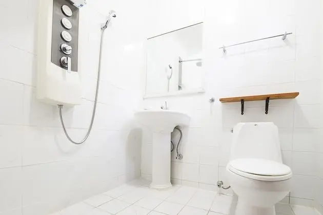 Deluxe Tek Büyük Yataklı Oda (Iris)