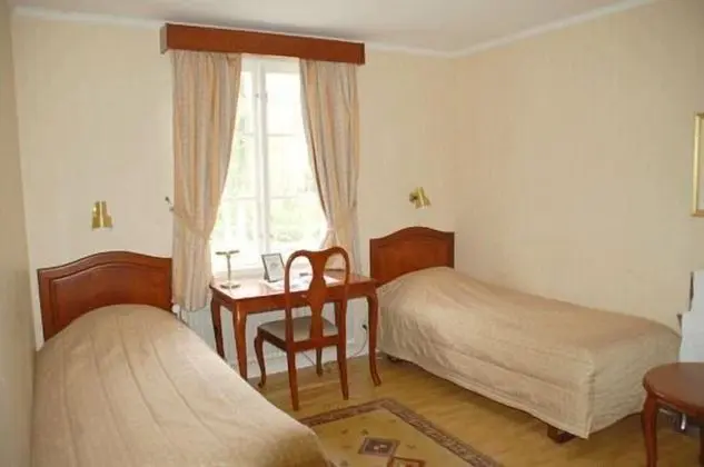 Tek Büyük Yataklı Oda, Ortak Banyo