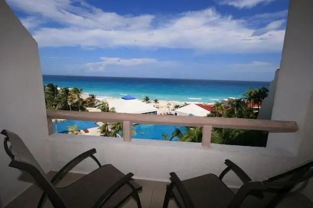 Condo Balcony Ocean View (#2401)