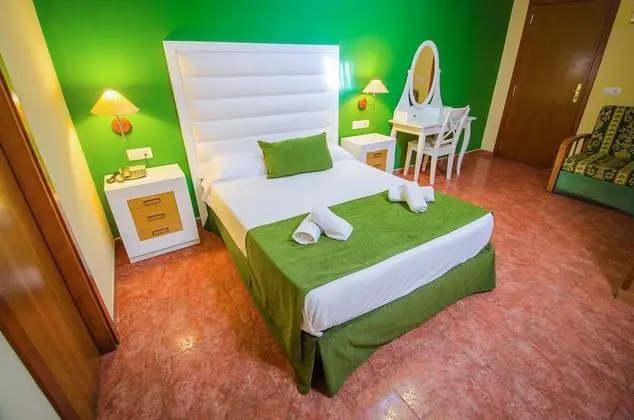 Tek Büyük veya İki Ayrı Yataklı Oda