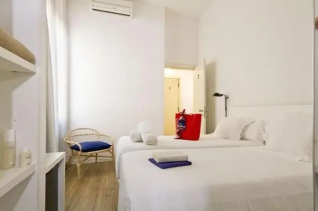 Tek Büyük Yataklı Oda, Balkon