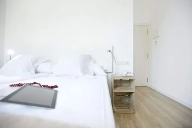 Tek Büyük Yataklı Oda, Balkon