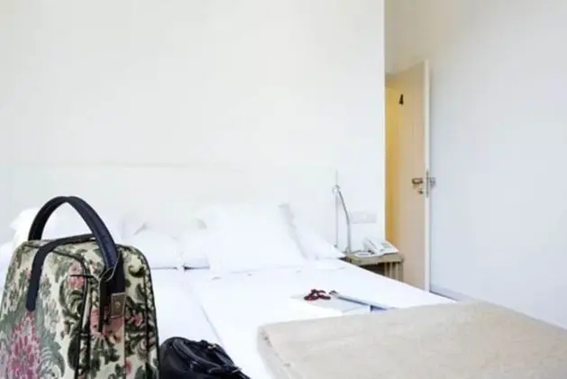 Tek Büyük Yataklı Oda, Balkon