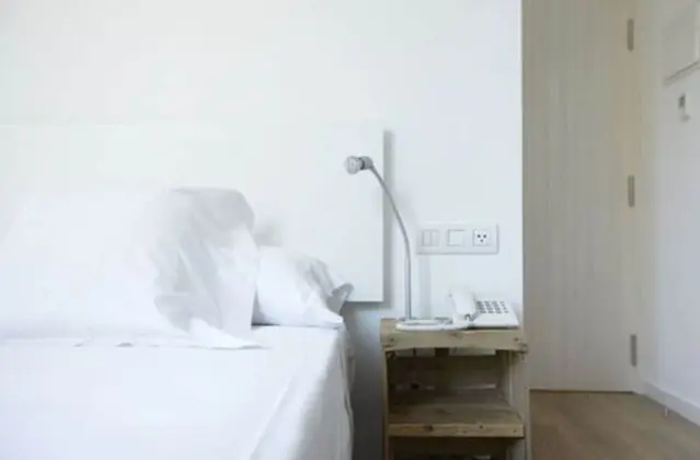 Tek Büyük Yataklı Oda, Balkon
