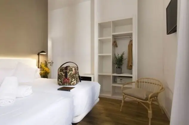 Tek Büyük Yataklı Oda, Balkon
