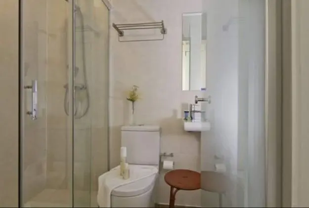 Tek Büyük Yataklı Oda, Balkon