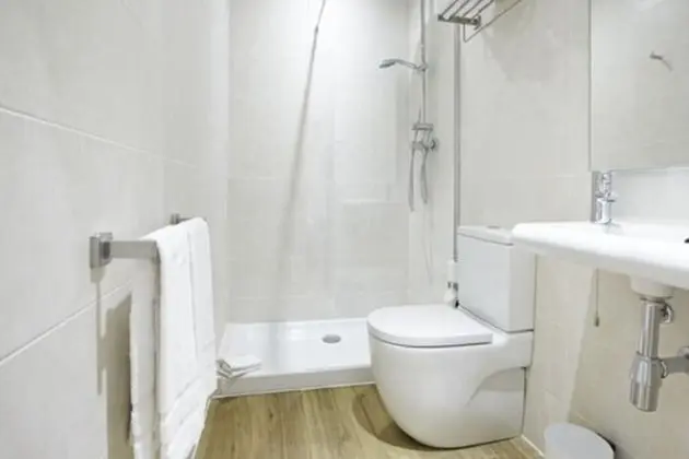 Tek Büyük Yataklı Oda, Balkon