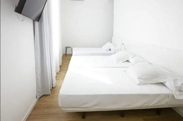 Üç Kişilik Oda, Balkon