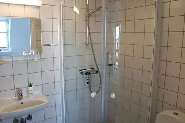 Tek Büyük veya İki Ayrı Yataklı Oda, Özel Banyo