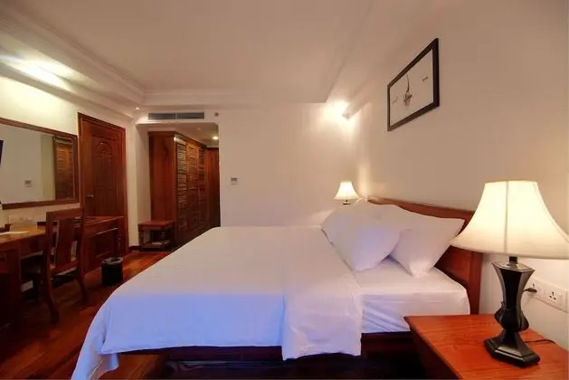 Deluxe Tek Büyük Yataklı Oda, Balkon