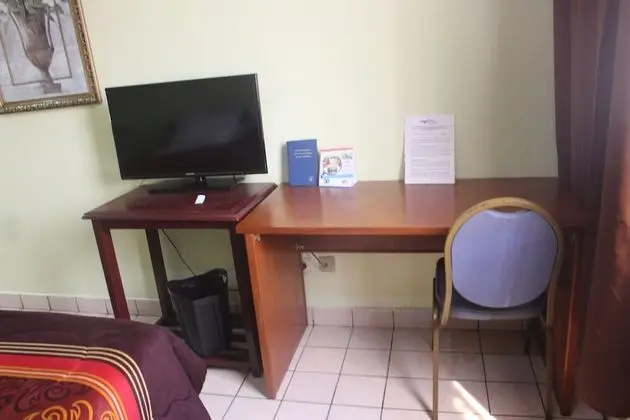 Standard Tek Büyük Yataklı Oda