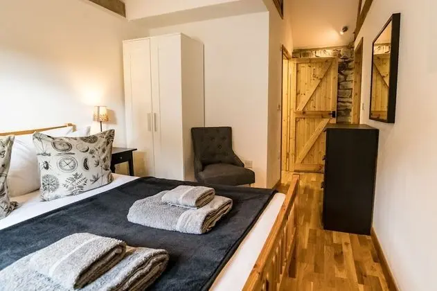 Kır Evi, 3 Yatak Odası (The Barn)