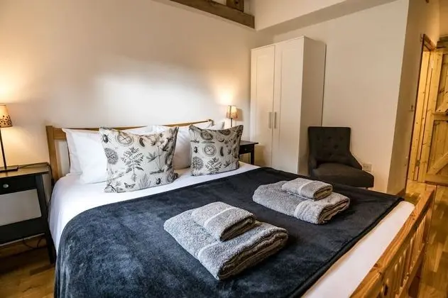 Kır Evi, 3 Yatak Odası (The Barn)