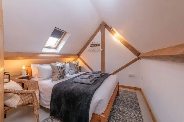 Kır Evi, 3 Yatak Odası (The Barn)