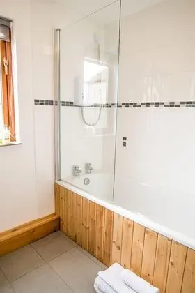 Kır Evi, 3 Yatak Odası (The Barn)