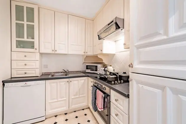 Standard Apartment 3