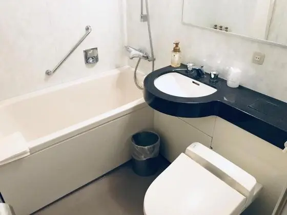 Basic Tek Büyük Yataklı Oda