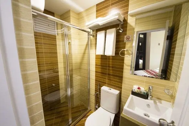 Standard Double or Twin Room with Free Return Airport Transfer