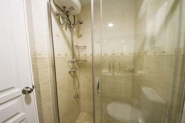 Standard Double or Twin Room with Free Return Airport Transfer