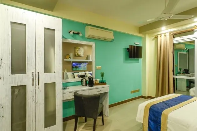 Superior Double or Twin Room with Free Return Airport Transfer