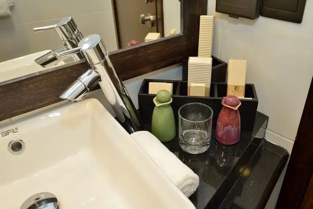 Executive Superior Room (Free Return Airport Transfer, 10% off on F&B, Complimentary Gym Access)