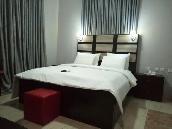 Deluxe Oda, Sigara İçilmez
