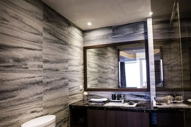 Design Tek Büyük Yataklı Oda, 1 En Büyük (King) Boy Yatak, Balkon, Okyanus Manzaralı