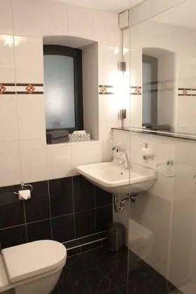 Tek Büyük Yataklı Oda (Souterrain)