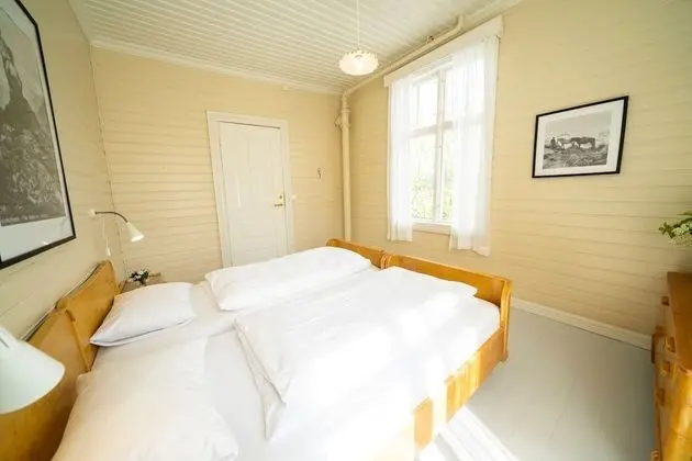 Economy Tek Büyük Yataklı Oda, Ortak Banyo, Dağ Manzaralı (Noise may occur from road)