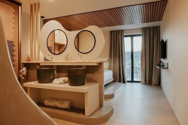 Deluxe Stüdyo Süit