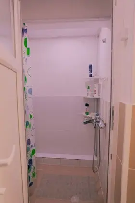 Ortak Ranzalı Oda, Karma Ranzalı Oda, Dağ Manzaralı (2 beds (1)