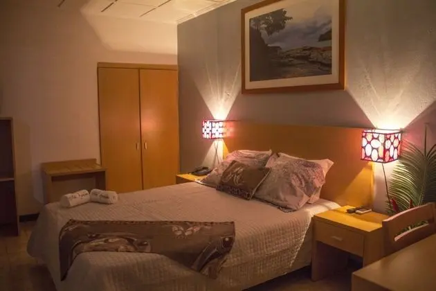 Tek Büyük Yataklı Oda