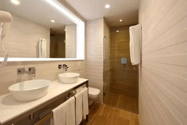 Apart Daire, Deniz Manzaralı (2 adults 1 child)