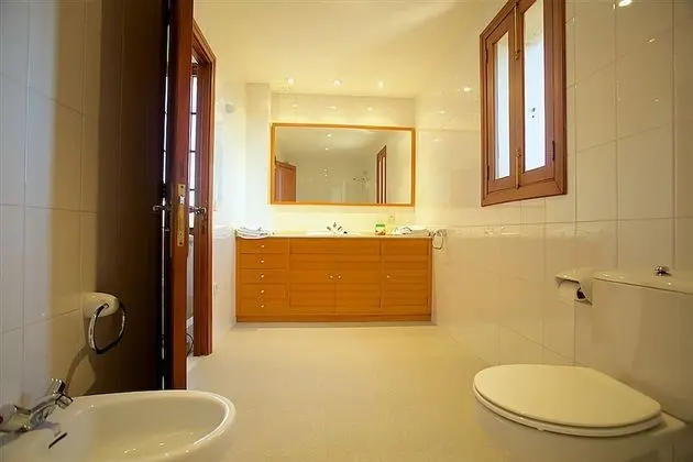 Villa, 6 Yatak Odası, Kişiye Özel Havuzlu, Koy Manzaralı