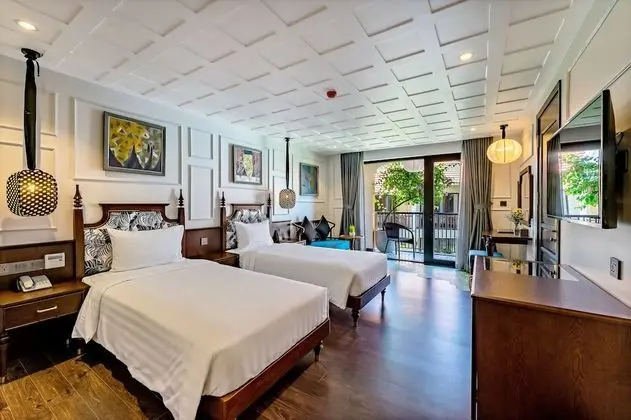 Deluxe Double or Twin Room with balcony