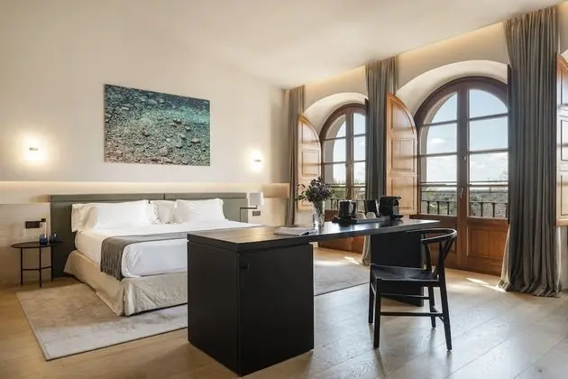 Deluxe Tek Büyük Yataklı Oda (Superior)