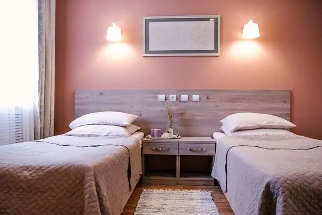 Standard Tek Büyük veya İki Ayrı Yataklı Oda, Sigara İçilmez