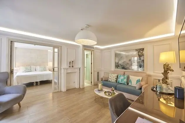 Junior Süit (Living Room or Balcony)