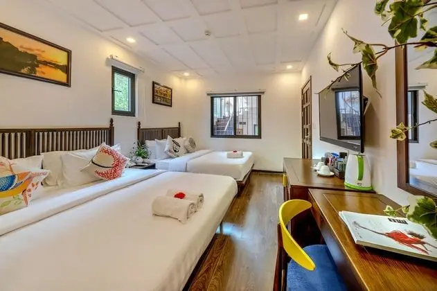 Deluxe Üç Kişilik Oda