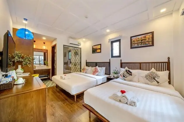 Deluxe Üç Kişilik Oda