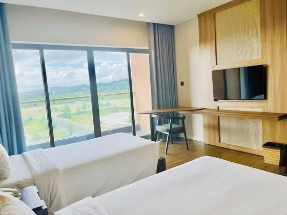 Deluxe Tek Büyük veya İki Ayrı Yataklı Oda, Balkon, Dağ Manzaralı