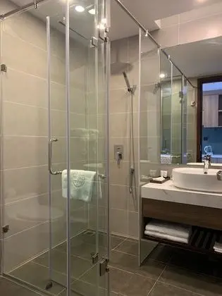 Deluxe Tek Büyük veya İki Ayrı Yataklı Oda, Deniz Manzaralı